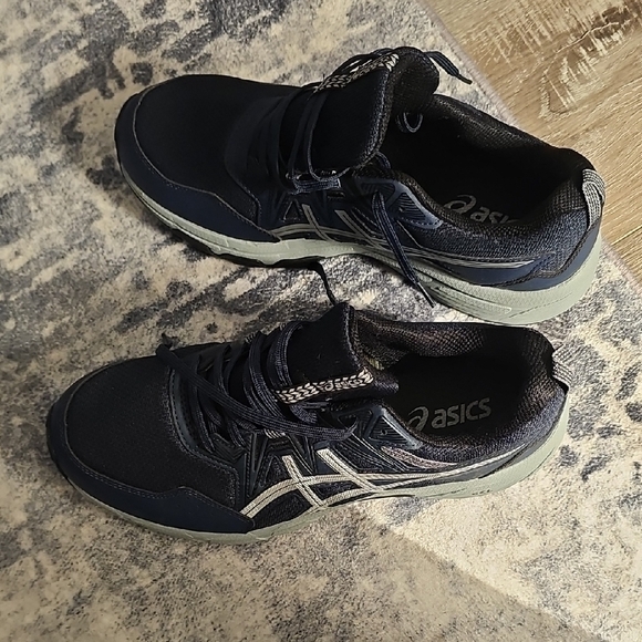 ASICS Men's Navy and Gray Running Shoes - Picture 1 of 7